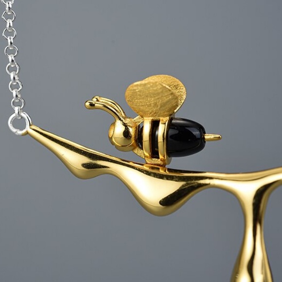 925 Silver Artisan Handmade The Zalyah Bee Necklace - Picture 6 of 9